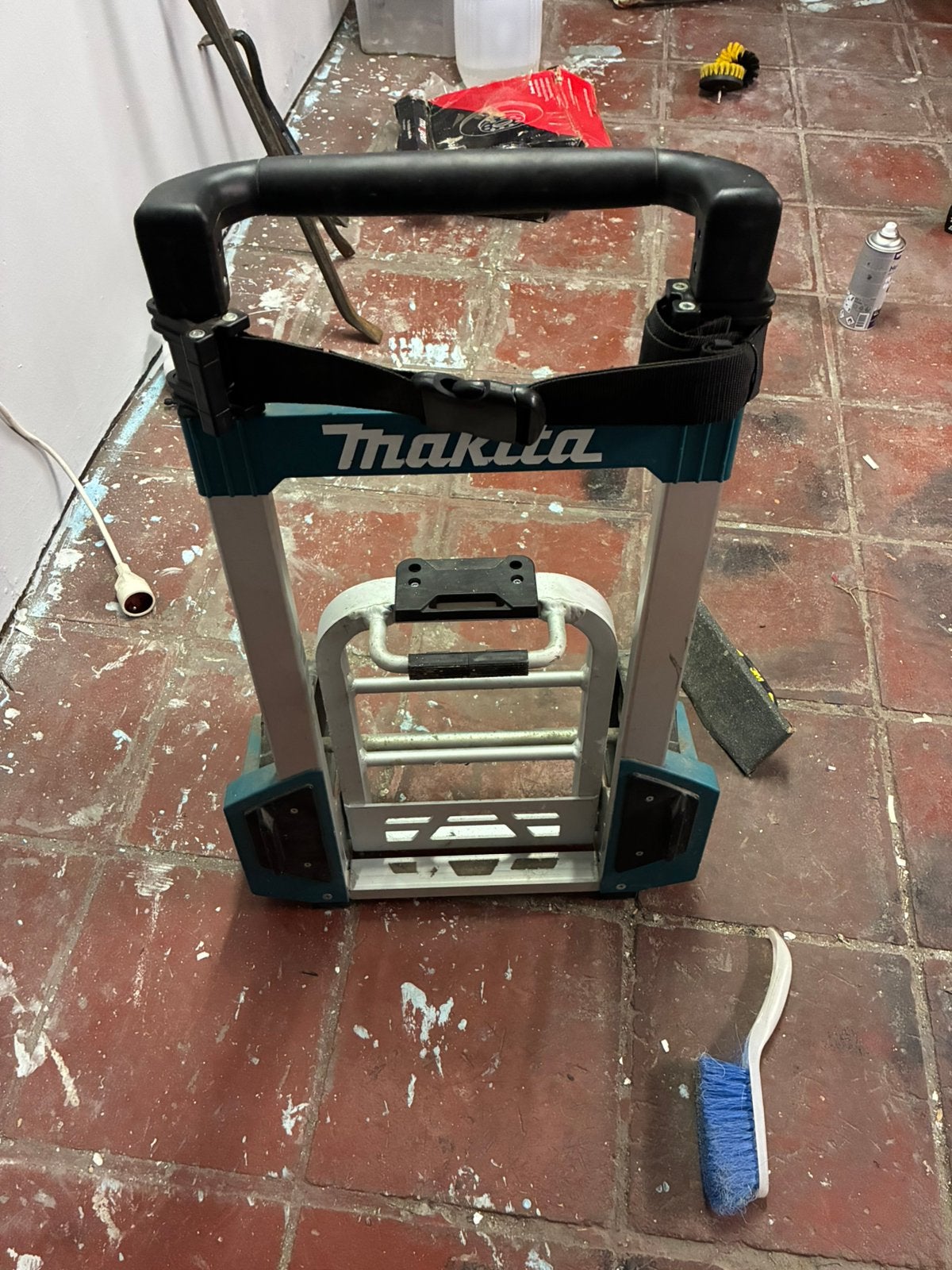 Makita, Ophalen, Zo goed als nieuw