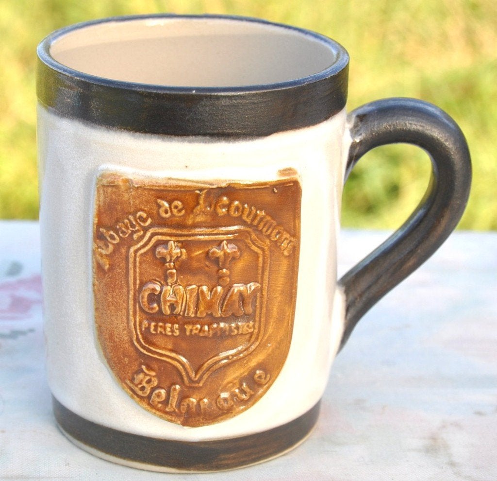 chope en gres ecusson chimay scoumont signé lardinois, Enlèvement ou Envoi, Comme neuf, Chope(s), Autres marques