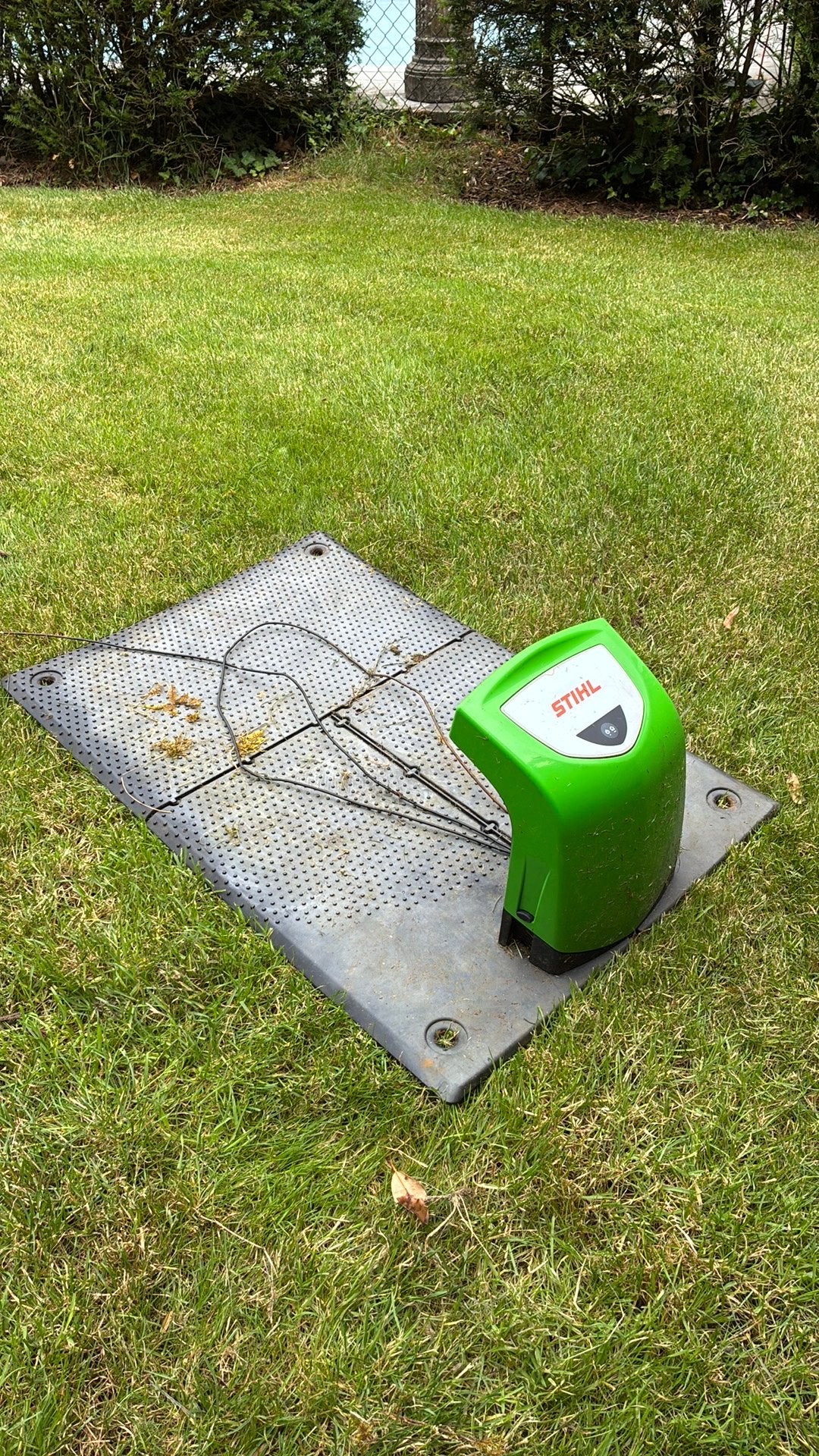 Laadstation Imow robotmaaier., Tuin en Terras, Bestrijdingsmiddelen, Ophalen, Zo goed als nieuw