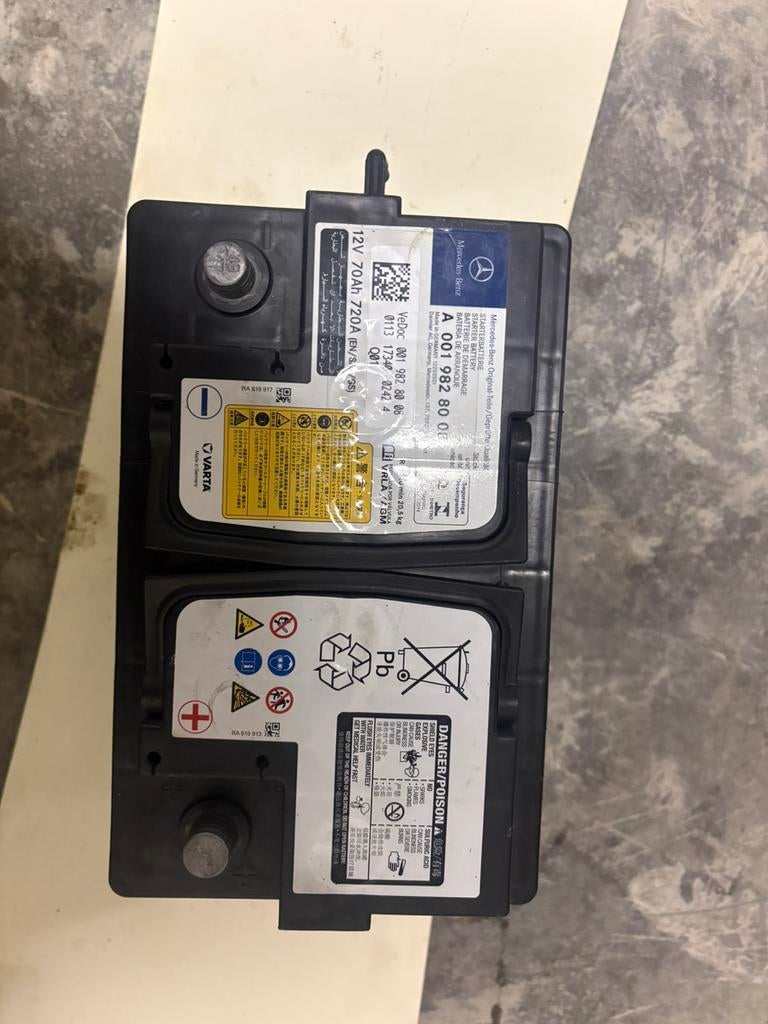 Mercedes Benz accu 70Ah 12V 720A, Auto-onderdelen, Ophalen, Nieuw