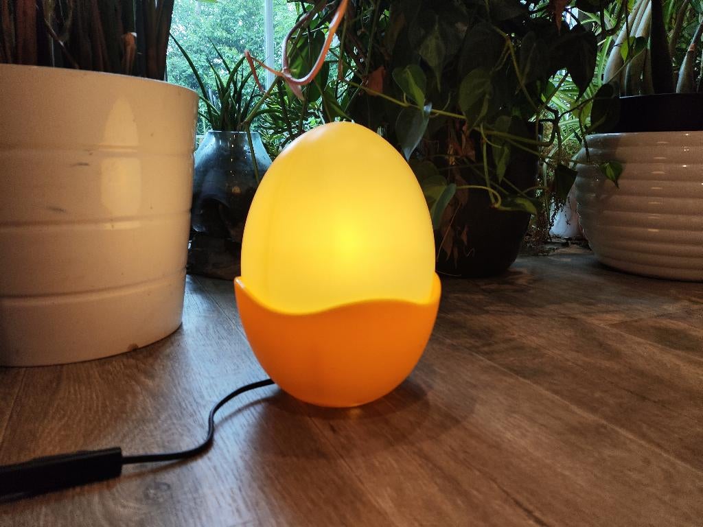 Lampe vintage Madai Egg C. Baroni et M. Patrini, Enlèvement ou Envoi