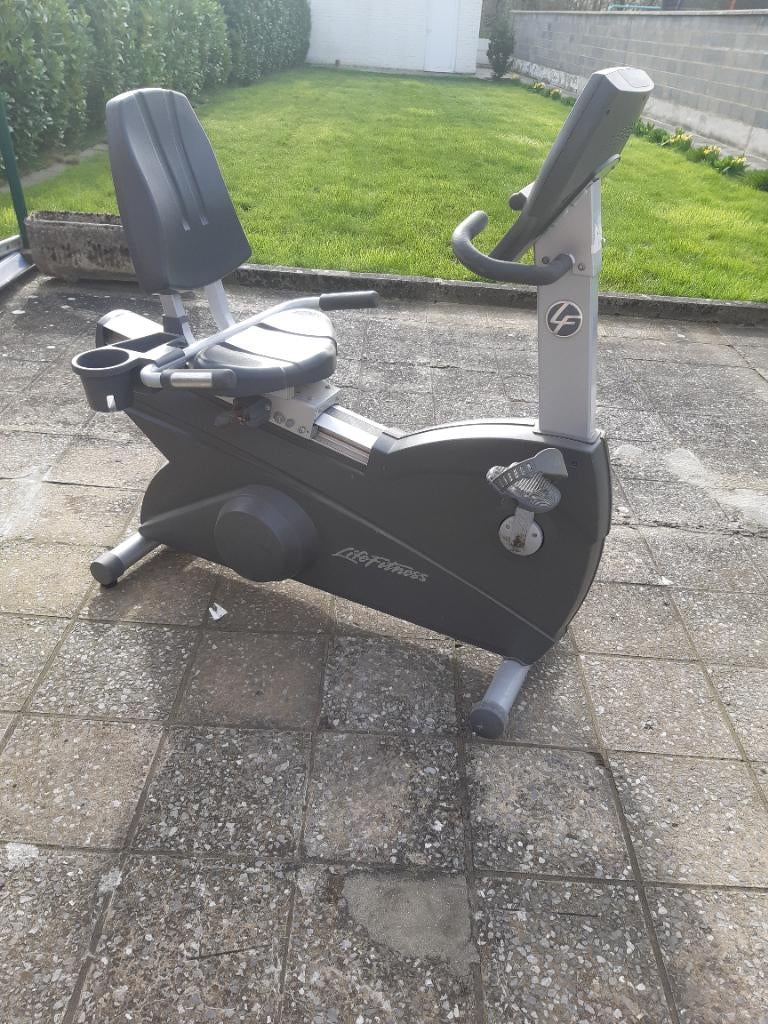 Life fitness zit-hometrainer wordt gerenoveerd, Ophalen, Gebruikt, Hometrainer