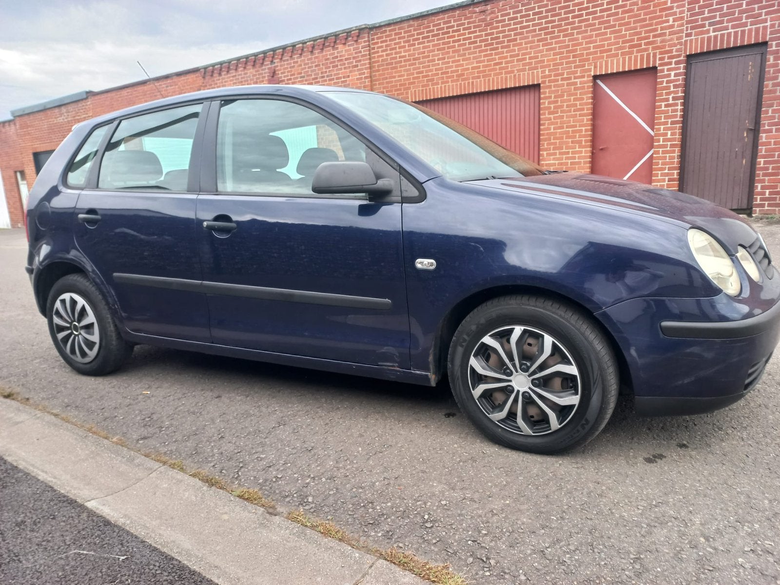 Vw polo prete à immatriculer 1.2 essence an 2004 214.000km, Autos, Achat, Particulier, Polo, ABS