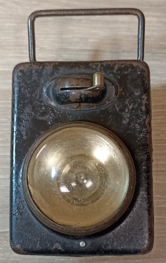 Lampe de poche Wehrmacht des Ardennes  (Daimon/Pertrix) ww2, Collections, Envoi, Armée de terre, Autres types