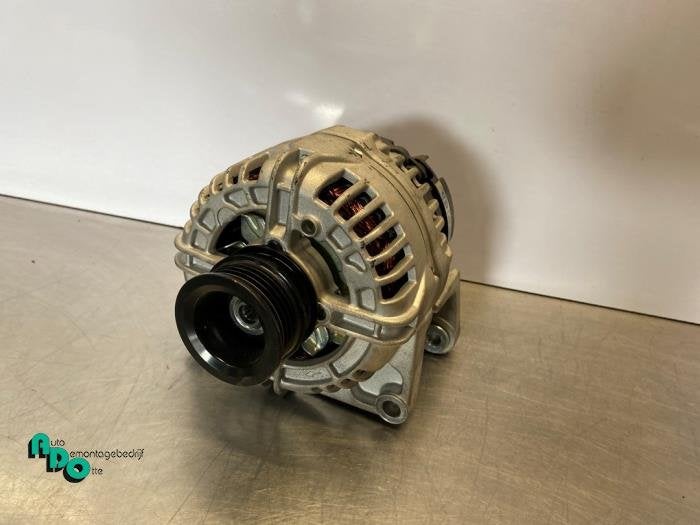 Dynamo d'un Opel Astra (Astra H 04-), -, Opel, 3 mois de garantie, Utilisé