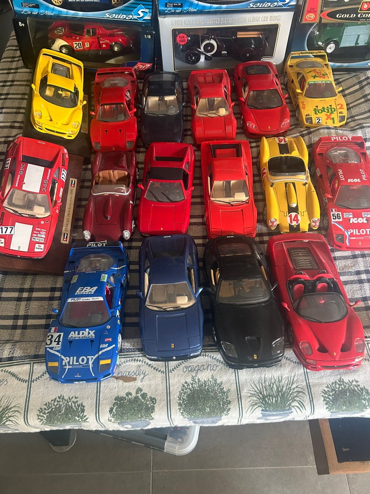 Ferrari 25 ème pièce, Hobby & Loisirs créatifs, Enlèvement ou Envoi, Comme neuf