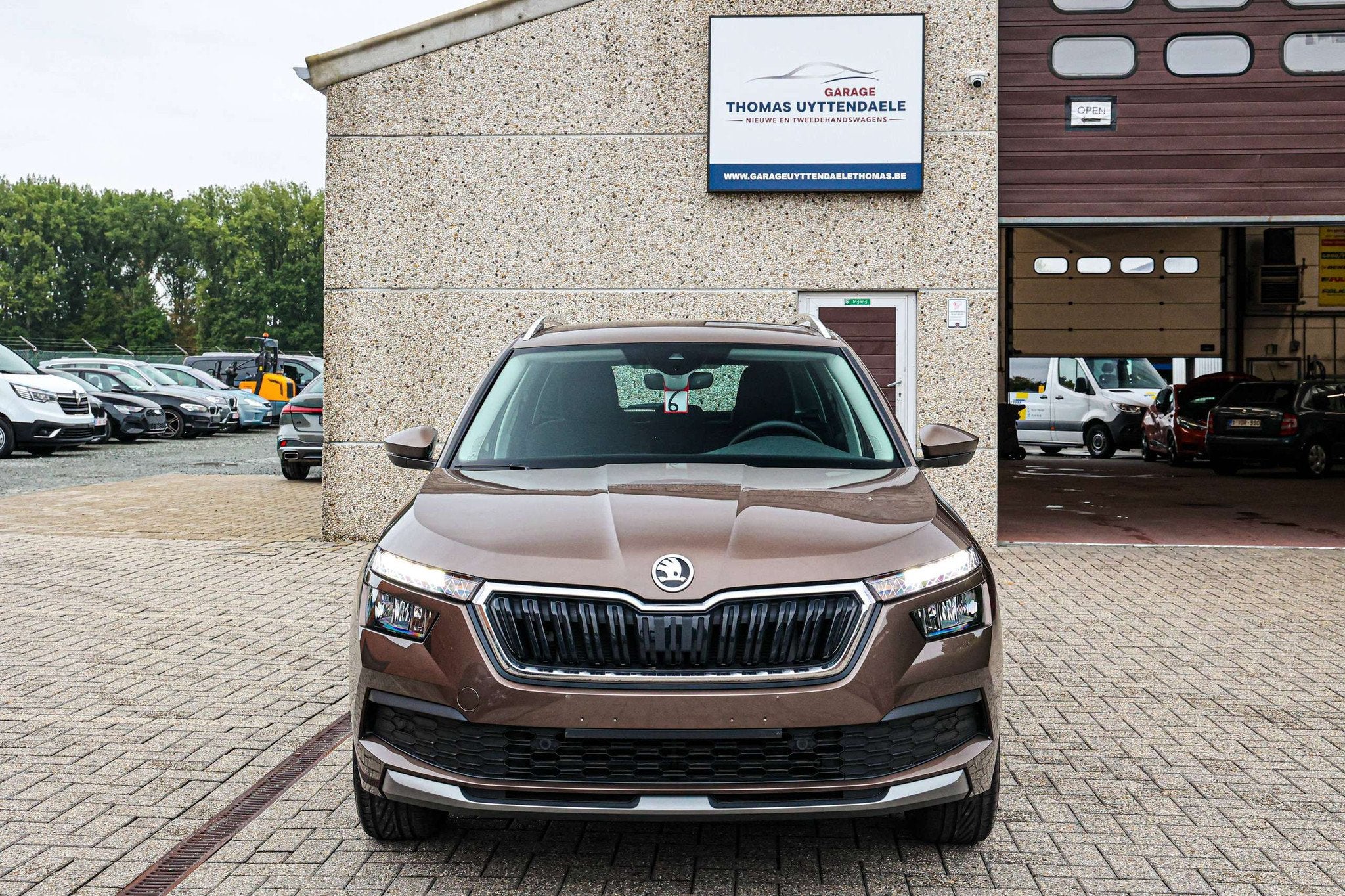 Skoda Kamiq ZETELVERWARMING*DIGITALE-AIRCO*NAVIGATIE*PARKEER, Gebruikt, Lichtsensor, Bedrijf, 5 deurs