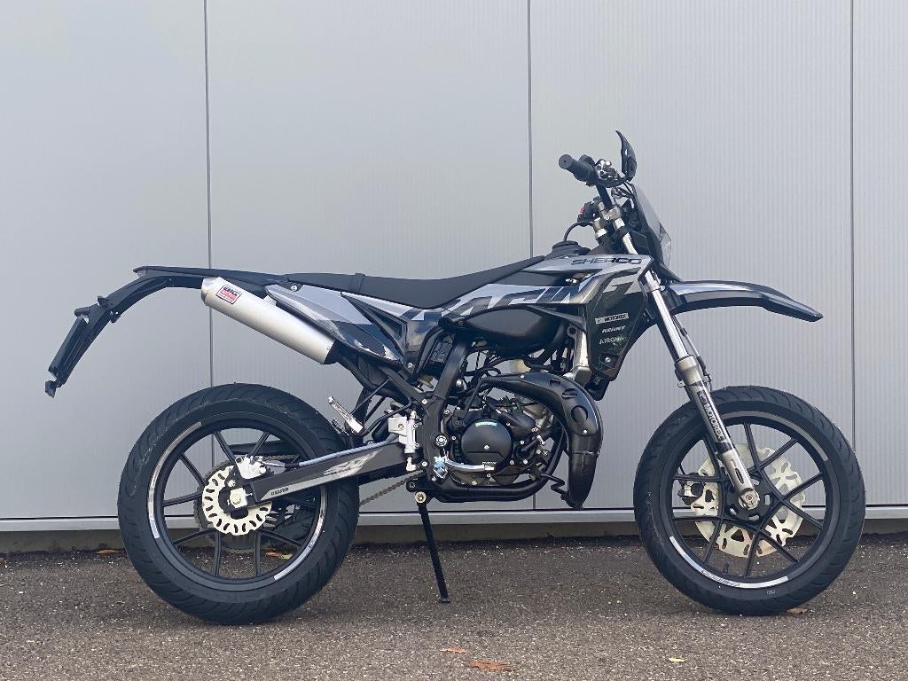 Sherco Factory SM-R 50cc/ NIEUW / in 4 kleuren beschikbaar, Fietsen en Brommers, Scooters | Overige merken, Nieuw, Klasse B (45 km/u)