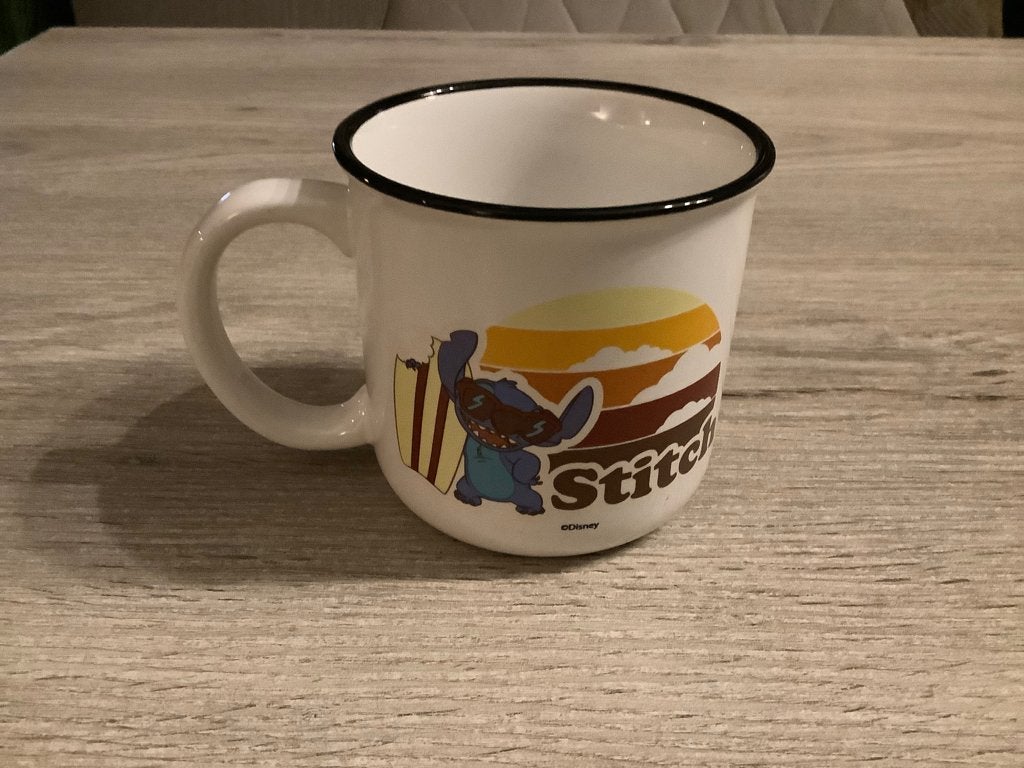 Mug en porcelaine Disney Stitch (Nouveau) (9 cm), Collections, Enlèvement ou Envoi, Autres personnages, Neuf, Service