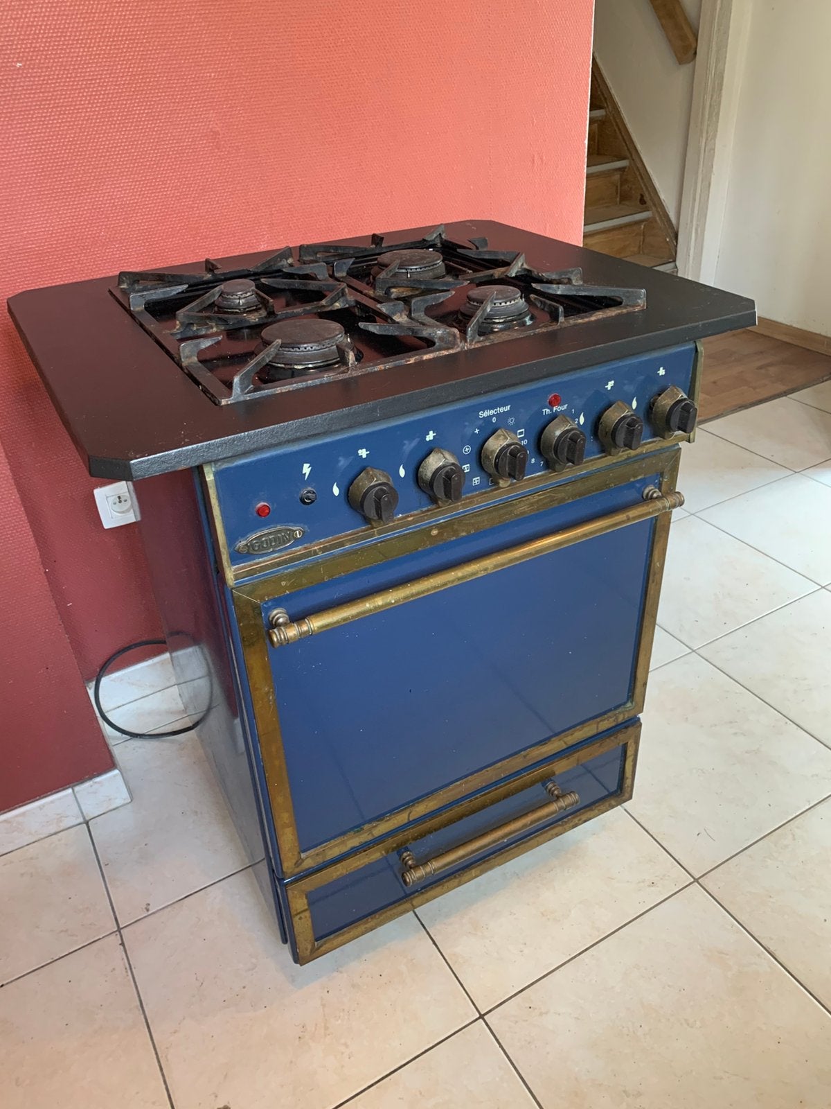 Cuisinière au gaz godin, Enlèvement, Comme neuf, Gaz