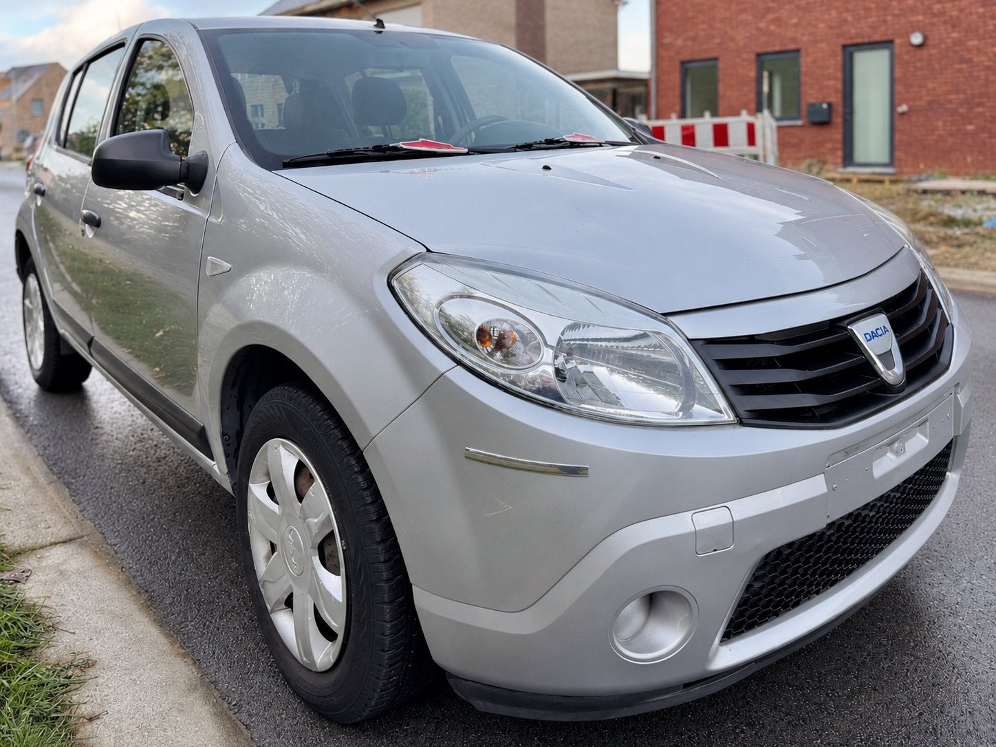 Dacia Sandero 2011 Benzine 1.2 ( 180 000 km ), Auto's, Particulier, Sandero, Te koop, Benzine