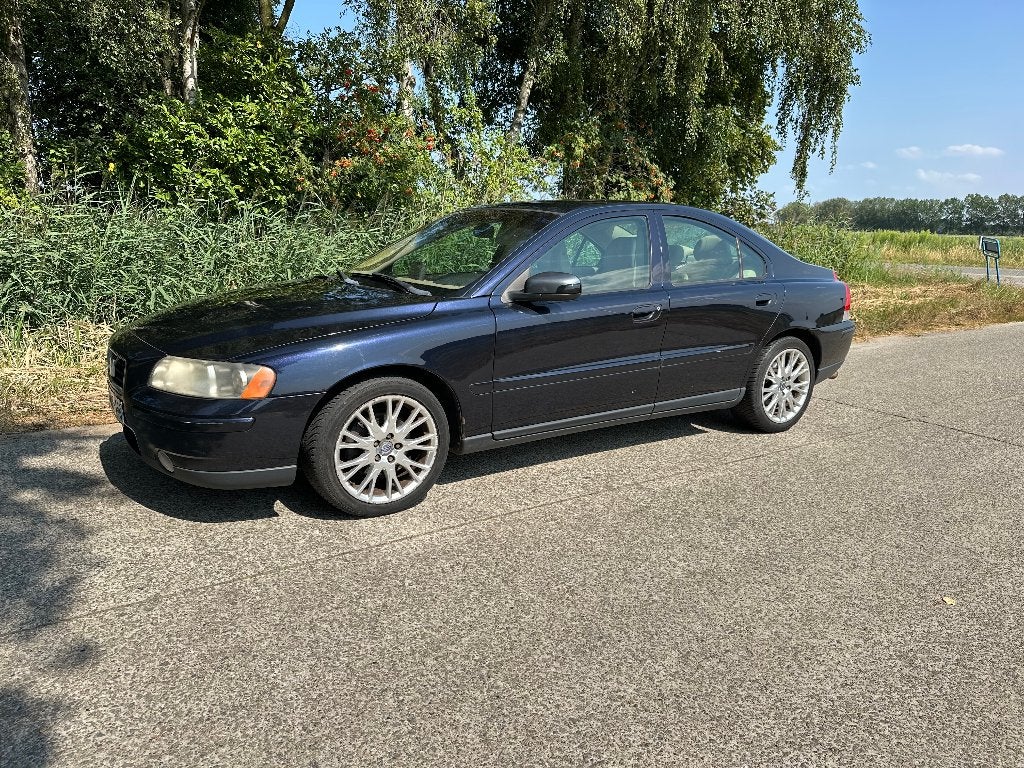 Volvo S60 2.4D Momentum 10/2006 airco, Auto's, Volvo, Voorwielaandrijving, 4 deurs, Beige, Blauw