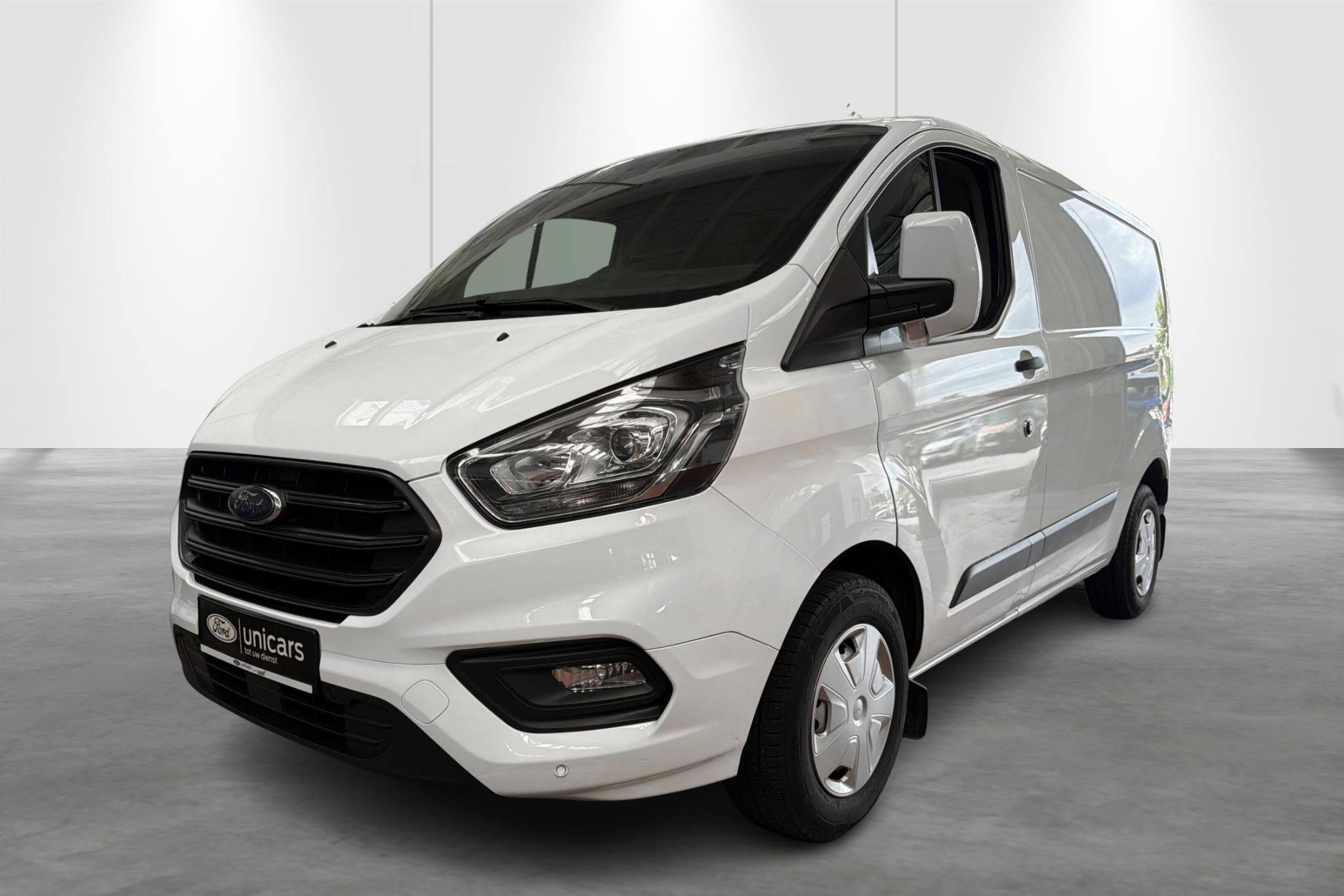 Ford Transit Custom 300S 2.0TD130Pk/96Kw M6 FWD Trend, 3 places, Boîte manuelle, 2500 kg, 131 ch