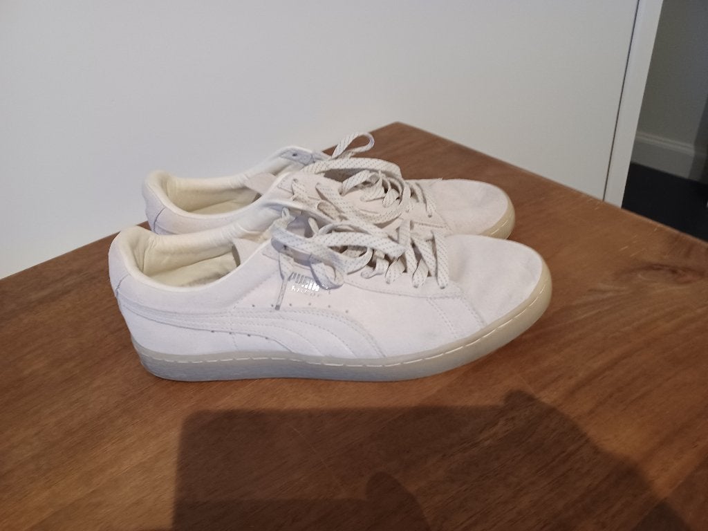 PUMA BEIGE SPORTSCHOENEN MAAT 43, Kleding | Heren, Schoenen, Puma, Overige kleuren, Sportschoenen, Ophalen of Verzenden