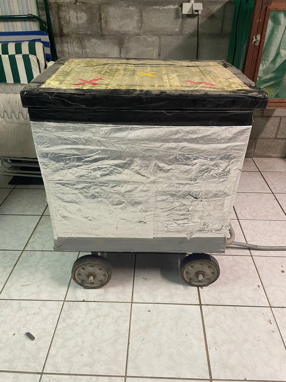 Festival frigobox op 4 wielen !, Ophalen, Gebruikt, Zonder inhoud