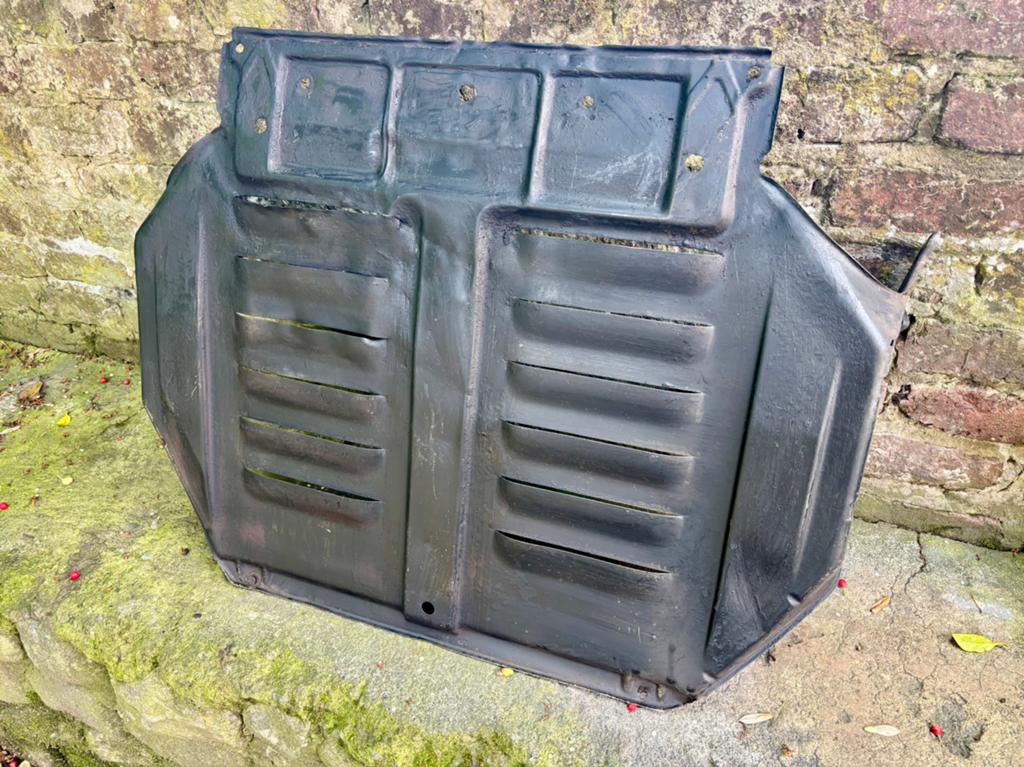 Plaque de protection sous moteur Porsche 924 / 944 (phase 1), Enlèvement ou Envoi, Porsche