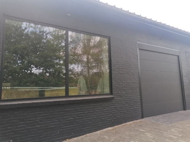 Magazijn 100 m² te huur in Genk, Hasseltweg, Immo, Garages & Places de parking, Genk
