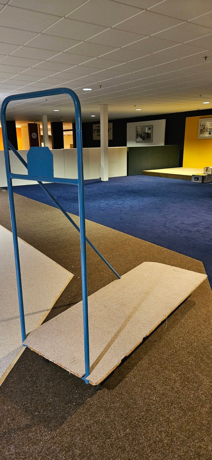 stockage karen, Fietsen en Brommers, Ophalen