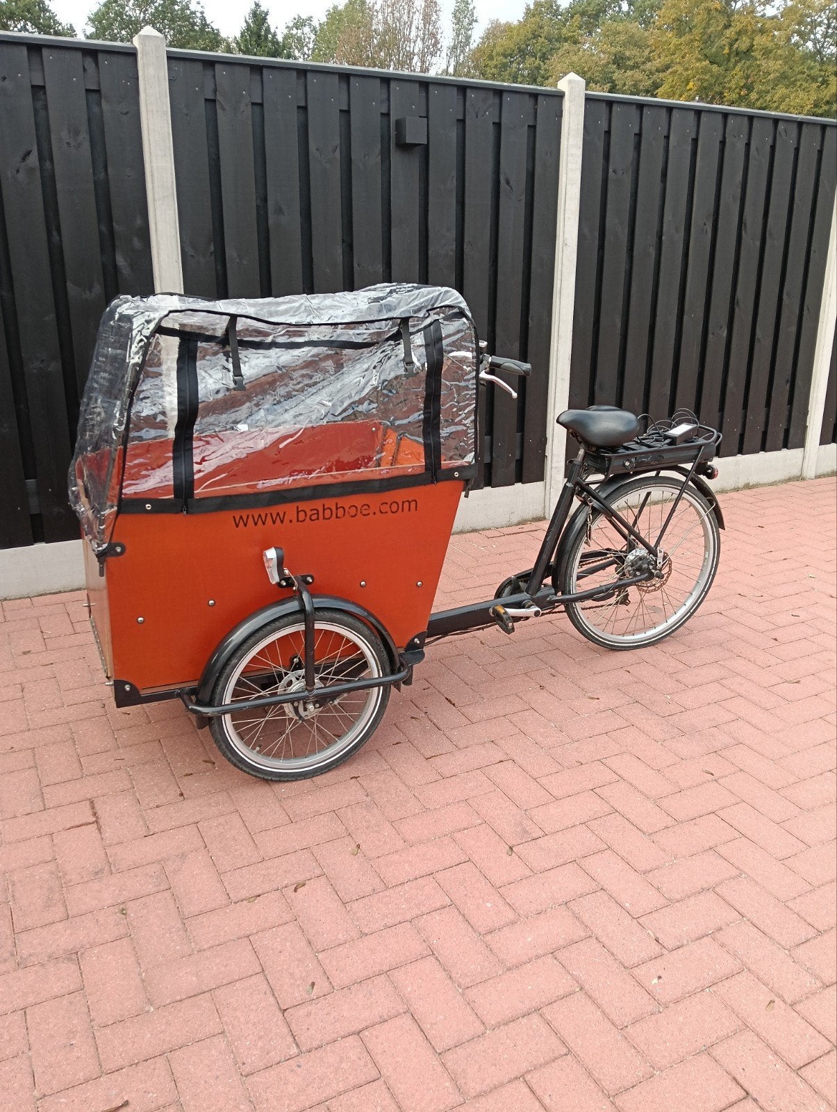 babboe elektrische bakfiets nieuwe batterij jaar garantie, 4 kinderen of meer, Huif, Ophalen of Verzenden, Zo goed als nieuw