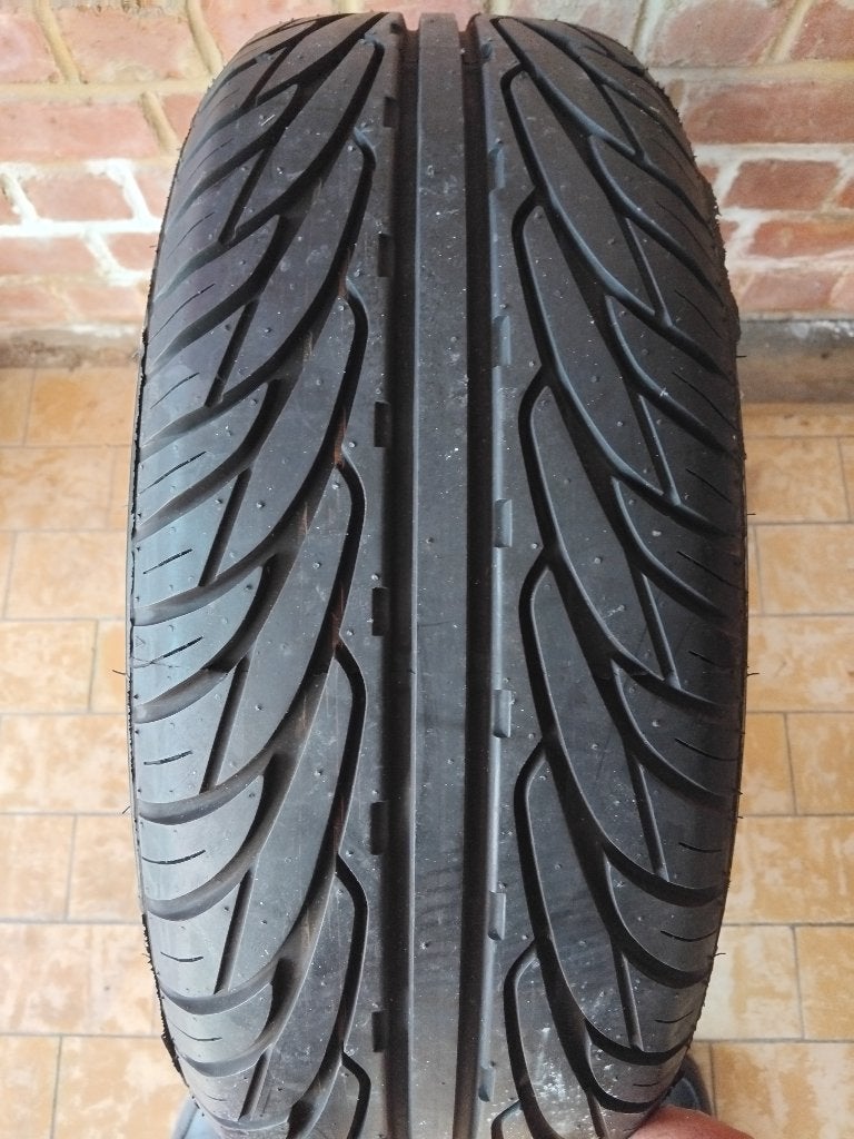 jante alu 7x17 avec pneu neuf, Enlèvement