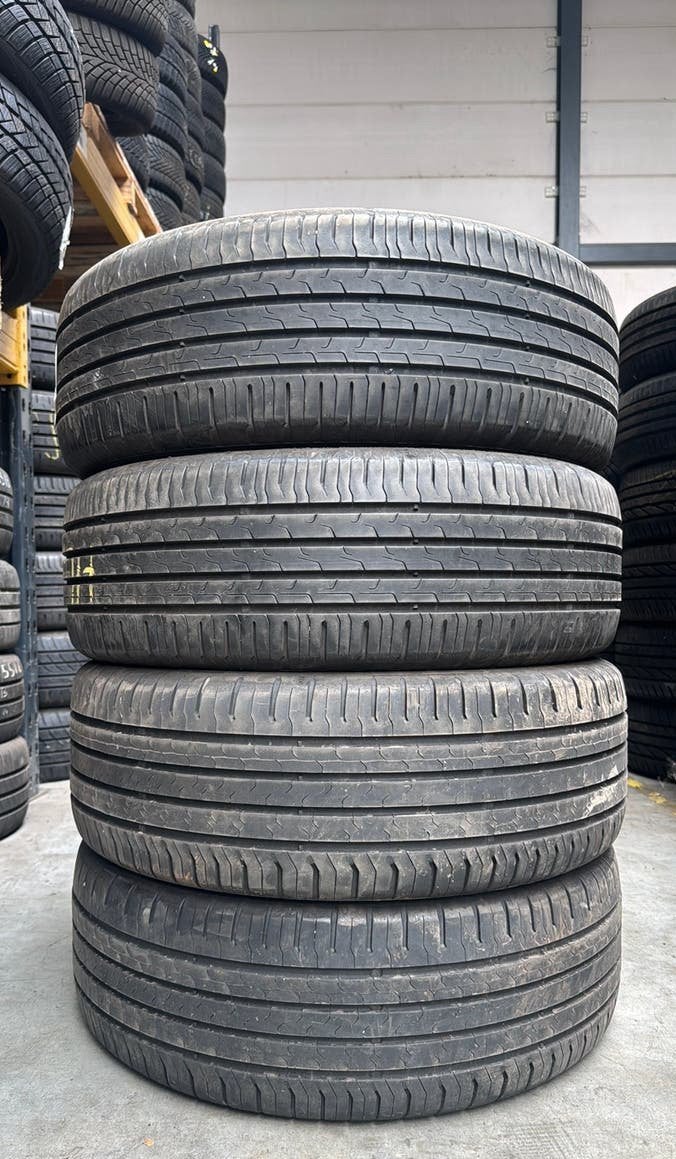 2055517 205/55/17 205/55R17 zomerbanden merk Continental, Ophalen