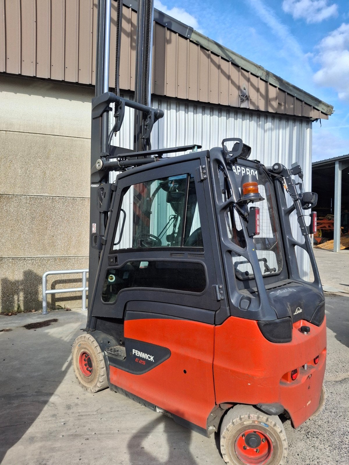 Linde E25HL-01/600 triplex 6,43m en 7m, Électrique, Enlèvement ou Envoi, Linde, Chariot élévateur