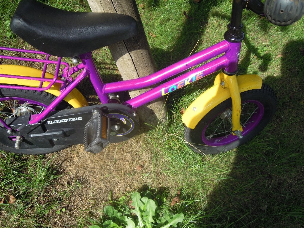 2 kinderfietsjes, Fietsen en Brommers, Ophalen, Gebruikt, Terugtraprem