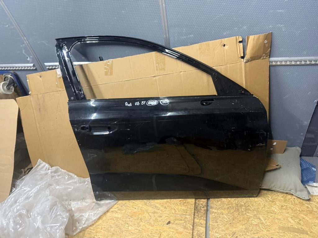 Porte avant droite de l'Audi a3 8Y, Enlèvement, Avant, Audi, Porte