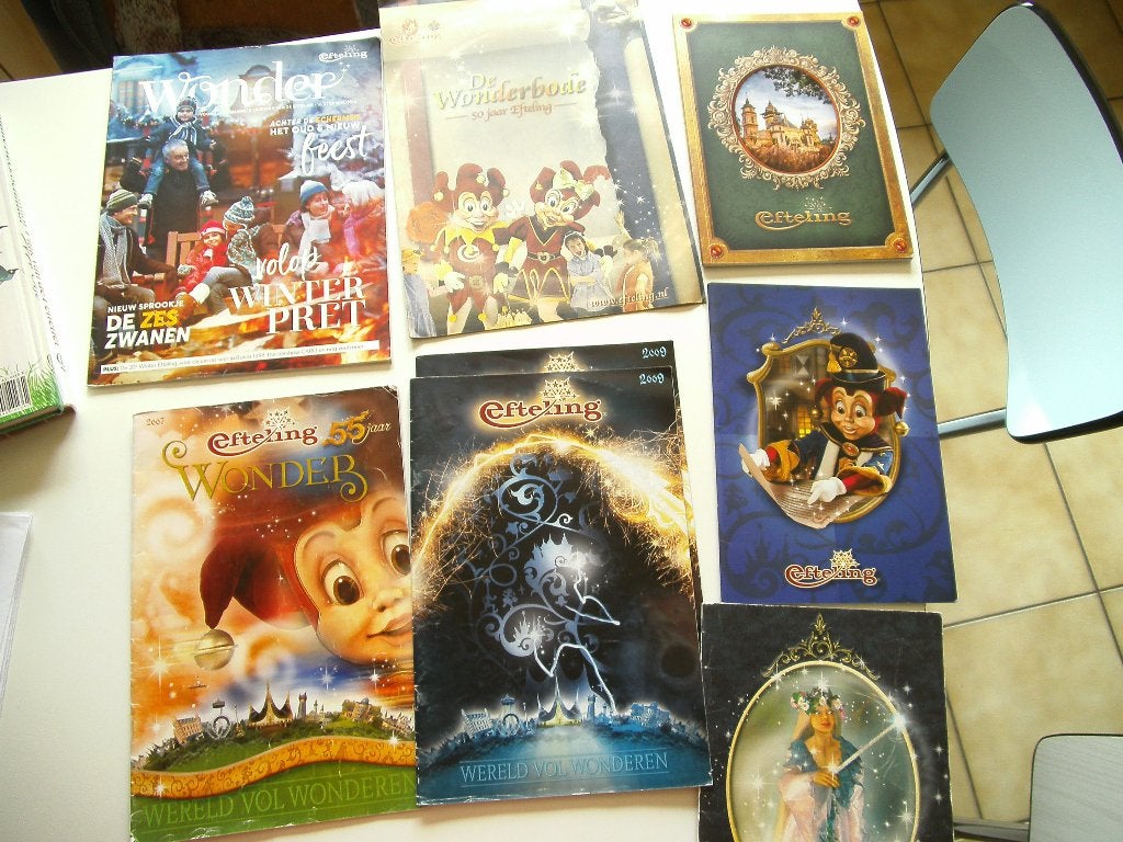 Efteling fotoboekjes + VHS cassette, Collections, Efteling, Enlèvement ou Envoi, Utilisé