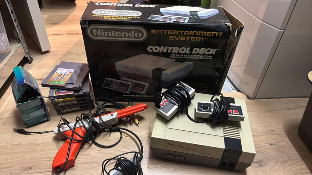 Nintendo nes entertainment system met toebehoren, Gebruikt, 2 spelers, Eén computer, Vanaf 7 jaar