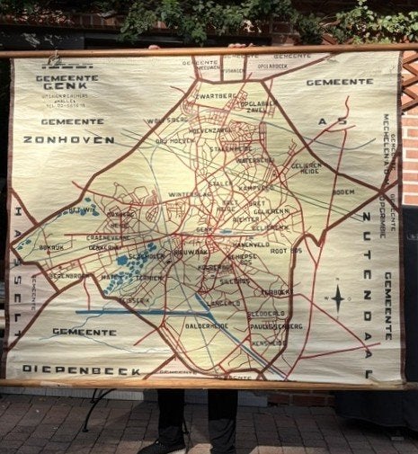OUDE SCHOOLKAARTEN VAN GENK, Enlèvement, Géographie