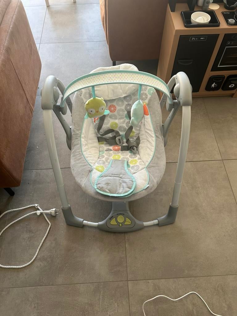 Automatische schommelstoel, Kinderen en Baby's, Wipstoeltjes, Ophalen, Zo goed als nieuw, Schommelstoel