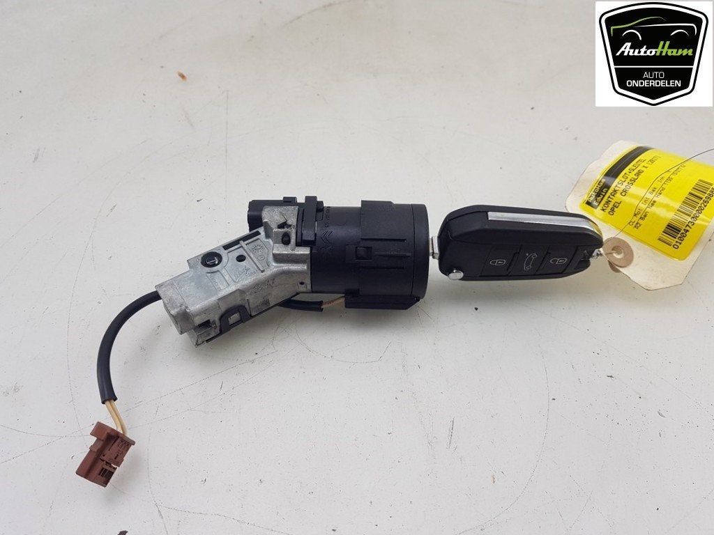 NEIMAN / COMMUTATEUR D ALLUMAGE + CLEF Opel Crossland (X), Opel, Opel Automobile GmbH, Utilisé, Kontakt-opel@opel.com