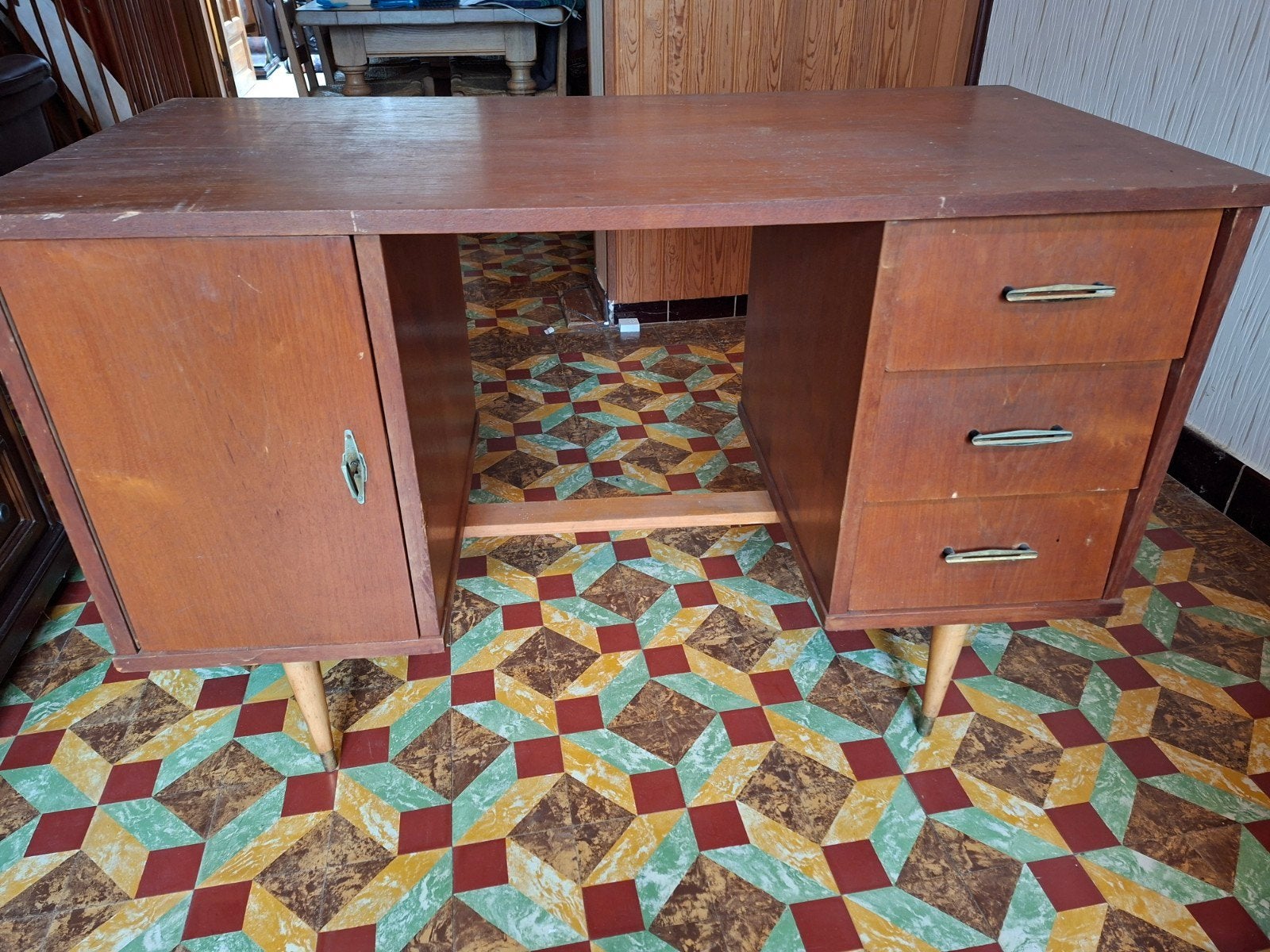 Vintage bureau en stoel, Huis en Inrichting, Vintage, Ophalen