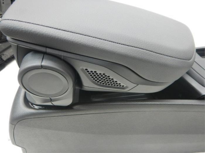 Armleuning BMW 1-Serie (22732757), Auto-onderdelen, Ophalen of Verzenden, Gebruikt