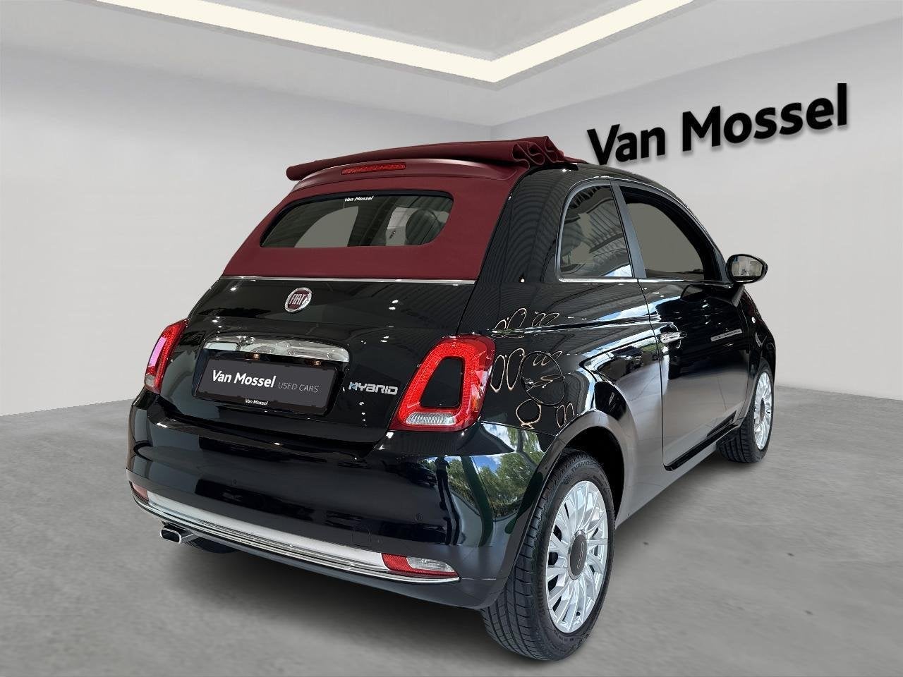 Fiat 500C 1.0 Hybrid 70, Achat, https://public.car-pass.be/vhr/c773a3c2-286a-469d-a4c5-793cf12c3295, Entreprise, Boîte manuelle