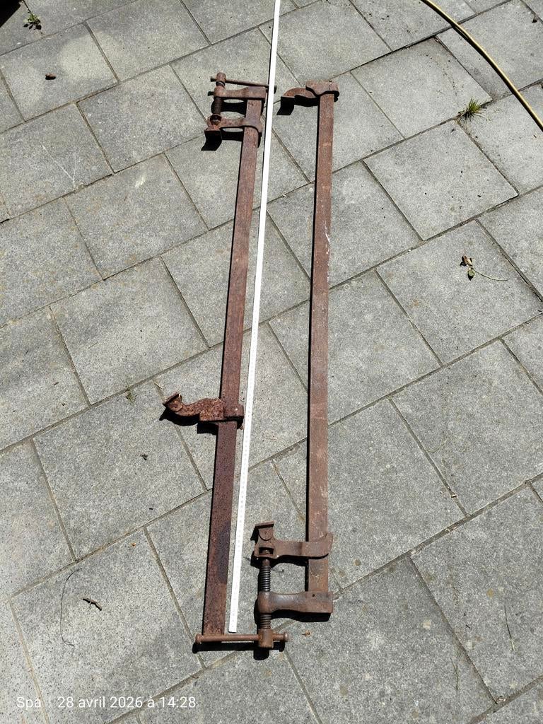 Lot de 2 grands serres joints, Ophalen