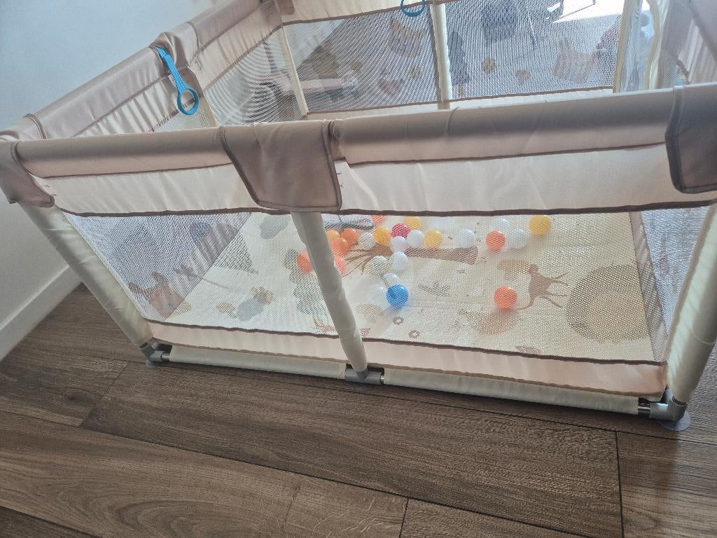 speelbox, Kinderen en Baby's, Ophalen, Zo goed als nieuw