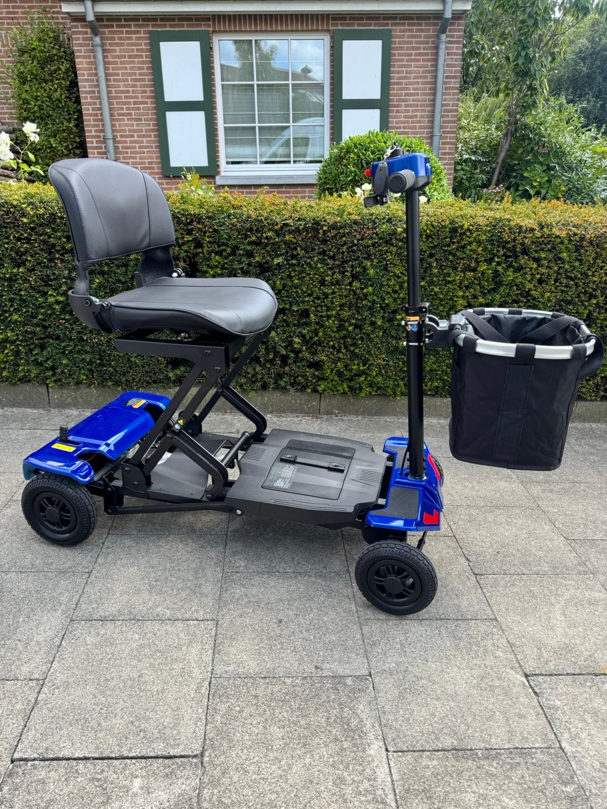 Voiturette électrique SMART SCOOTER - Pliable électrique, Divers, Enlèvement ou Envoi, Pliant, Comme neuf, Fauteuil roulant électrique