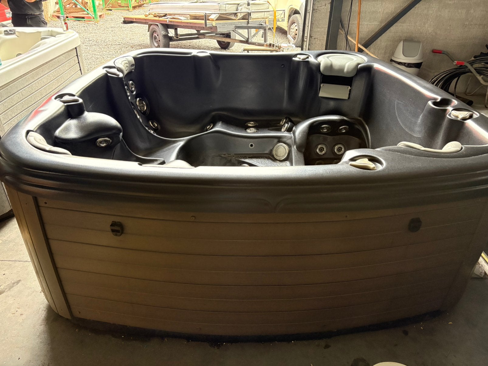 JACUZZI VOOR 5 PERSONEN - Gratis Levering, Ophalen