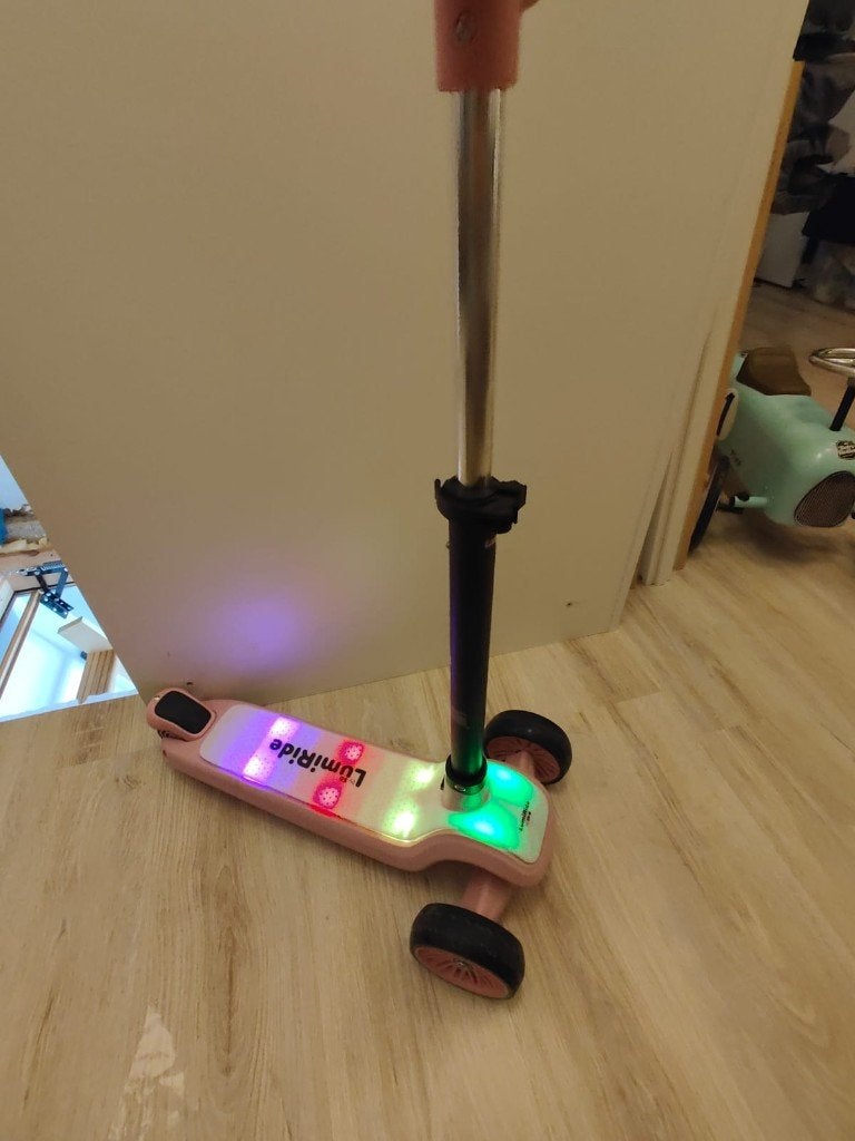 Kinder step, Fietsen en Brommers, Ophalen, Zo goed als nieuw, Gewone step, _