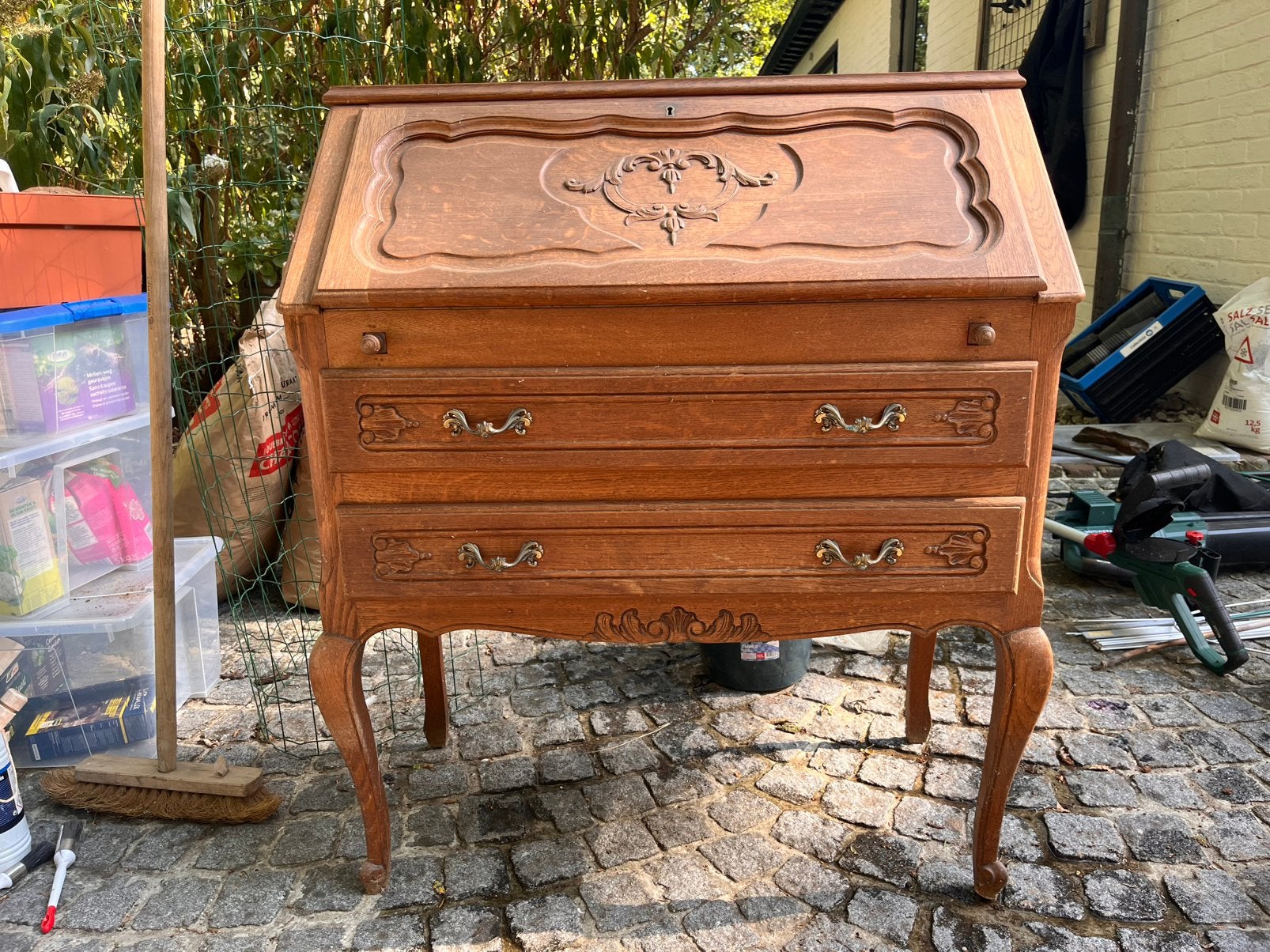 Vintage kastje/bureautje - bruin hout - leuke details, Enlèvement, Utilisé