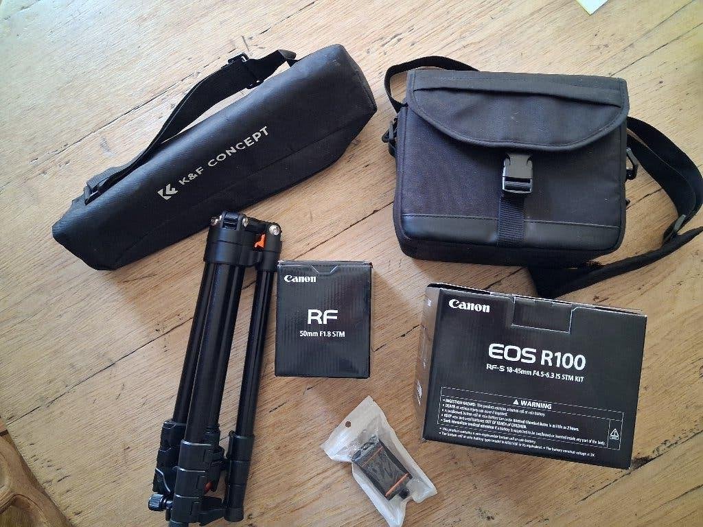Canon EOS R100 RF-S 18-45mm + 50mm, Audio, Tv en Foto, Fotocamera's Digitaal, Ophalen, Spiegelreflex, Canon, Zo goed als nieuw