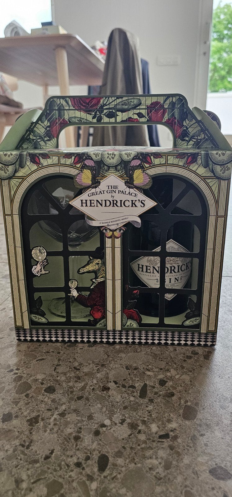 Hendrick's "The Great Gin Palace" giftset, Verzamelen, Ophalen, Verpakking