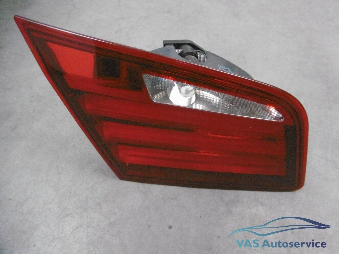 Achterlicht BMW 5-serie F10  links in klep, -, Utilisé, -, Enlèvement ou Envoi