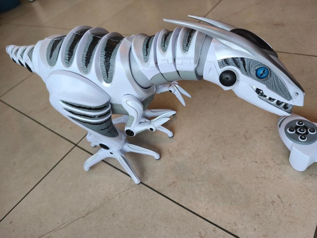 dino roboraptor afstandsbediening, Kinderen en Baby's, Ophalen, Zo goed als nieuw