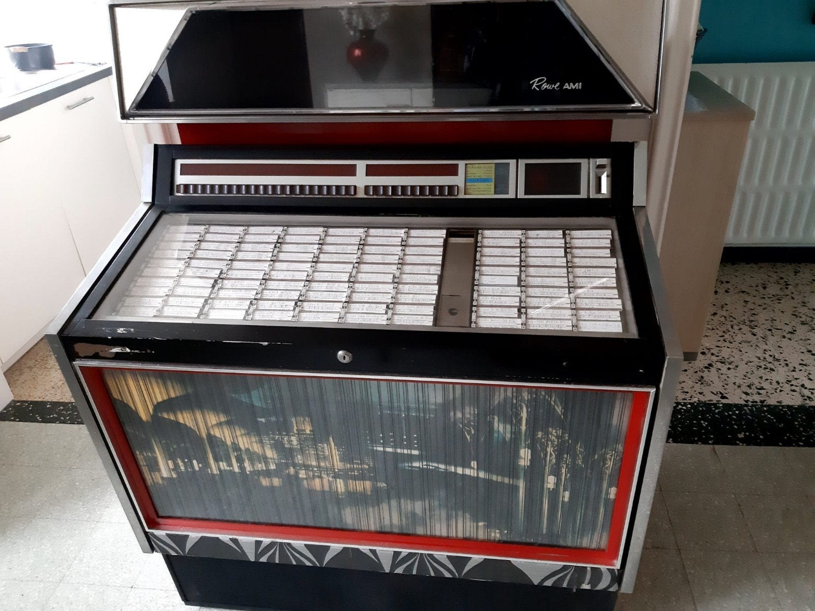 juke box Rowe Ami, Collections, Enlèvement, Ami
