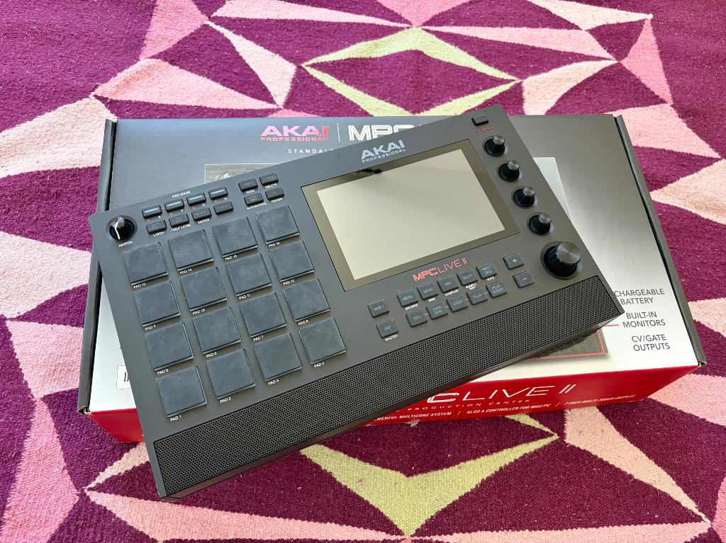 Akai MPC LIVE 2, Muziek en Instrumenten, Ophalen, Zo goed als nieuw