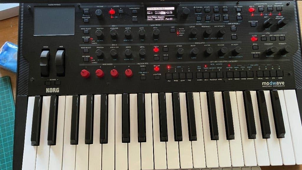 Korg Modwave - tijdelijke prijsverlaging, Muziek en Instrumenten, Ophalen, Korg, Overige aantallen, Zo goed als nieuw