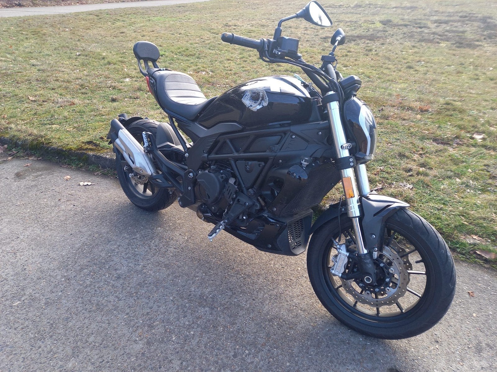 Benelli 502c cruiser bj 2024 6800 km avec dégâts, Motos, Motoren | Benelli, Entreprise, Enlèvement